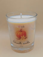 Bougie  artisanale en cire végétale de tournesol . fait main en Corrèze par Anoki. Contenant en verre. parfum sans CMR ni phtalates.
parfum citrouille vanillée.