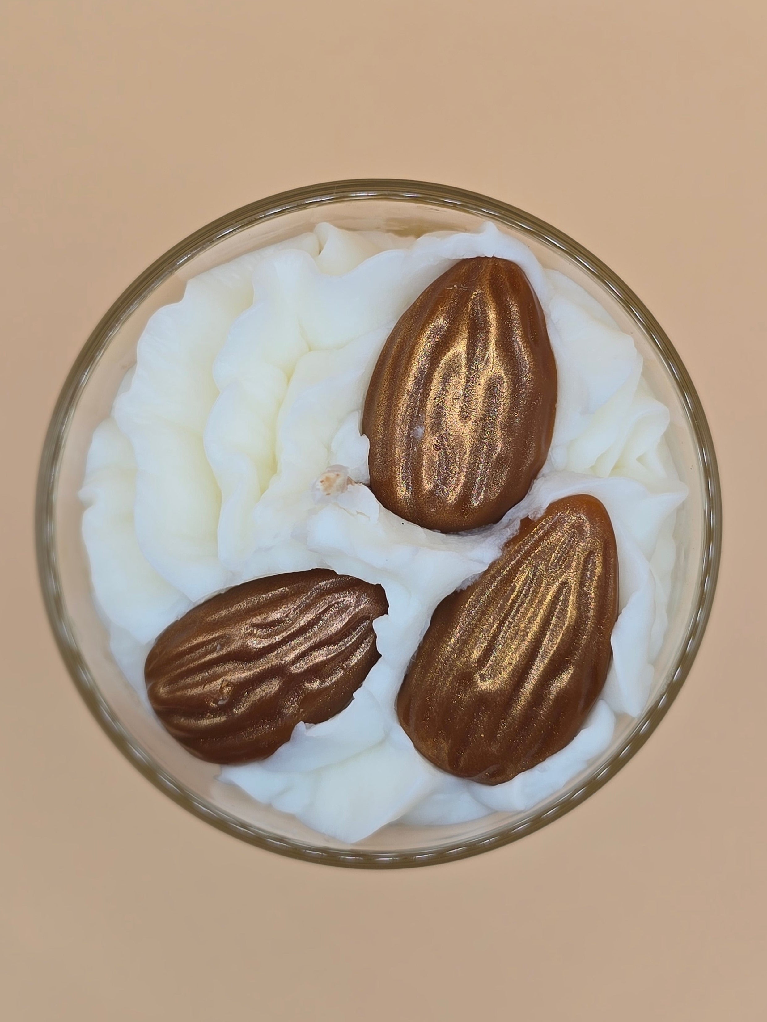 bougie chantilly pot en verre fait main en corrèze parfums de grasse